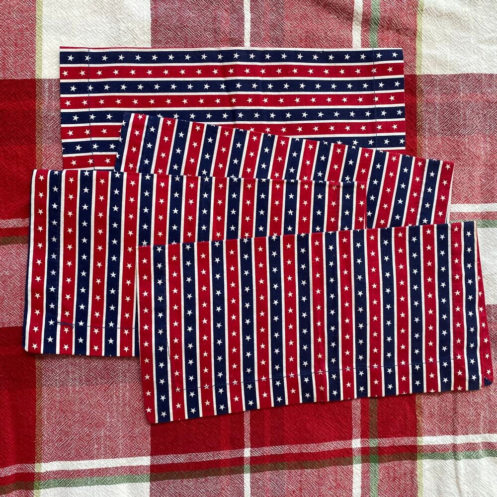 Set of 4 Unused Handmade Cloth Napkins Red & Blue Americana Stars & Stripes